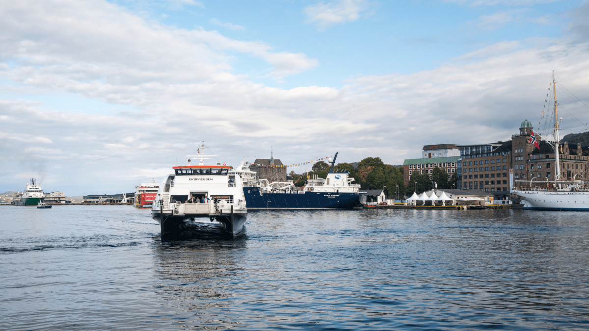 Ballard Installs Fuel Cells on Hydrogen-Powered Ferry - H2 IQ