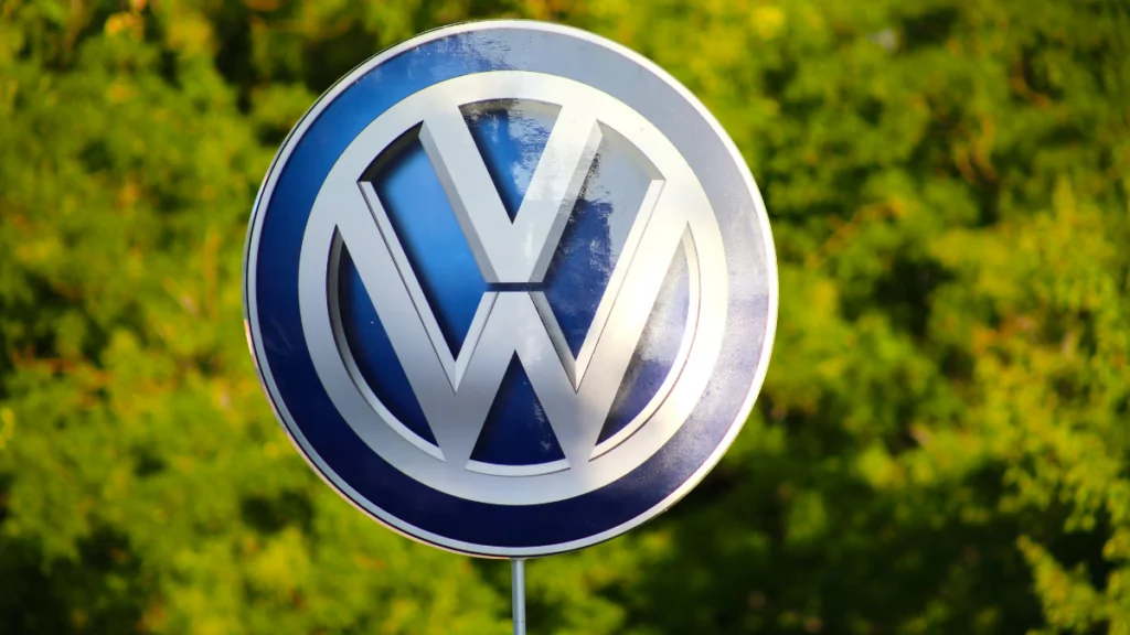 volkswagen logo