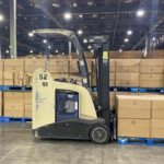 Picture of a forklift with a hydrogen fuel cell in it